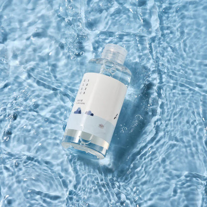 ROUND LAB 1025 Dokdo Toner 6.76 Fl Oz, Oil Control and Reduces Excess Sebum, Gentle Exfoliating Facial Toner, Deep Sea Water for Moisturization